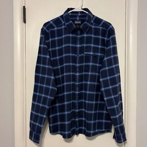 Patagonia #54020 Men's Lightweight Fjord Flannel Button-Front Shirt M Navy Plaid